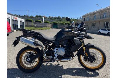 VOGE 300 RALLY
