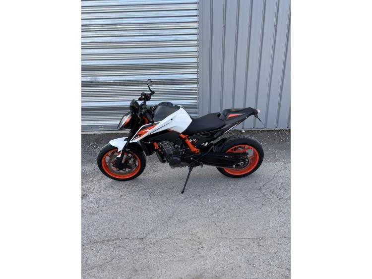 KTM 890 DUKE R